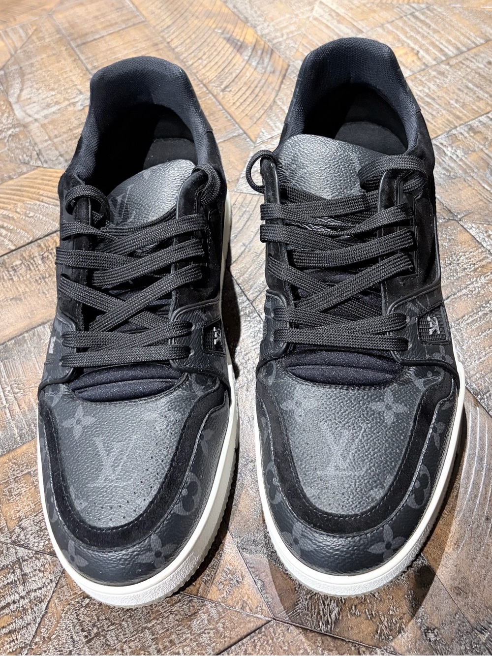 Louis Vuitton LV Trainer Low "Black Monogram Shoes Men’s US Size 10.5 - Picture 1 of 8